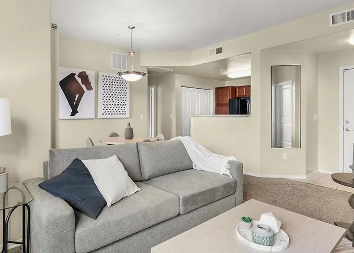 Landing Modern With Amazing Amenities Apartment *