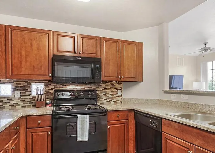 Landing Modern With Amazing Amenities * Tucson